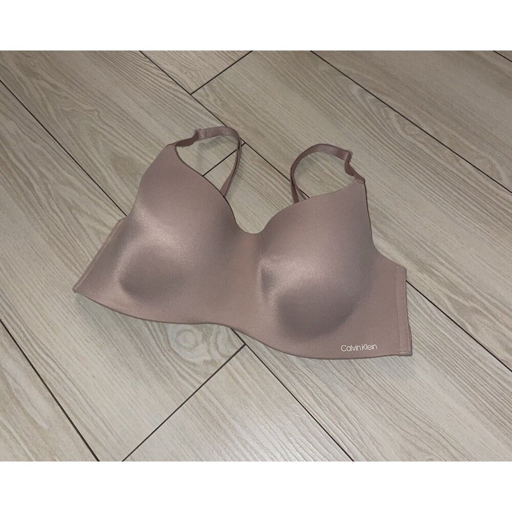 Calvin Klein QF5681 Liquid Touch Lightly Lined Scoop Neck Bralette Bra WF 32C